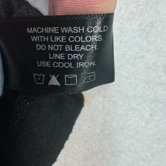 Coogi Babydoll Sleeveless Top Womens Size Medium Black Red Yellow Blue - Picture 6 of 12